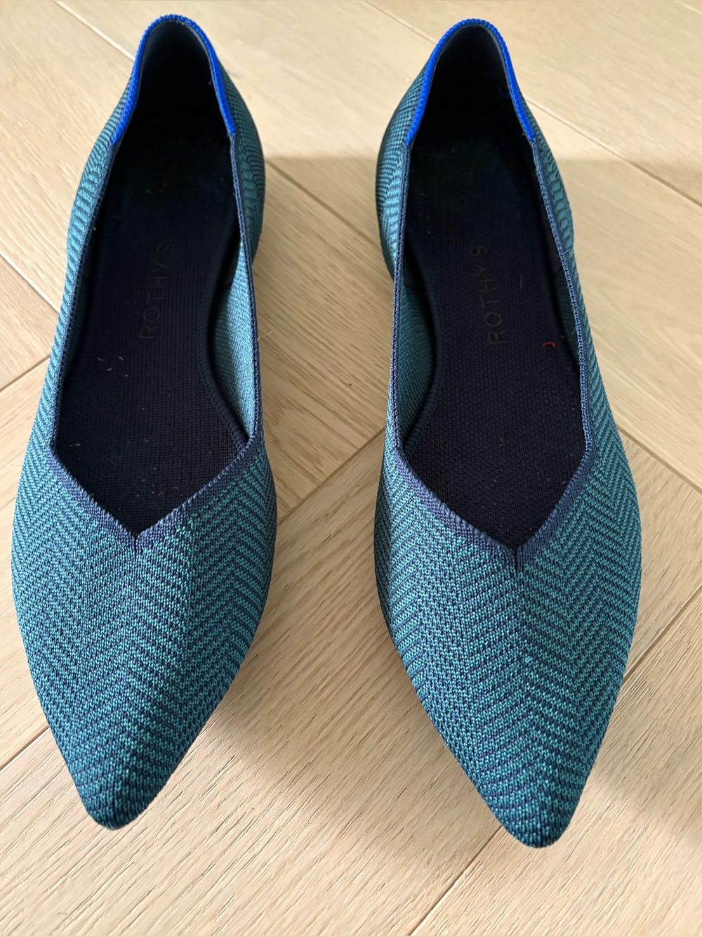 Rothy's Sz 11.5 The Point II Emerald Spruce Cedar Green Black Flats Retired